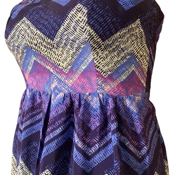 AMERICAN EAGLE spaghetti strap cut out back dress mini length - women's 6 EUC - Picture 4 of 10